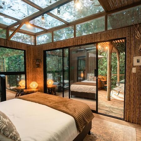 Отель Bubblesky Glamping Гуатапе Экстерьер фото