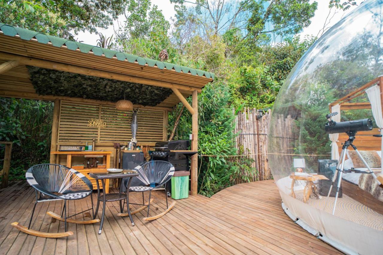 Отель Bubblesky Glamping Гуатапе Экстерьер фото
