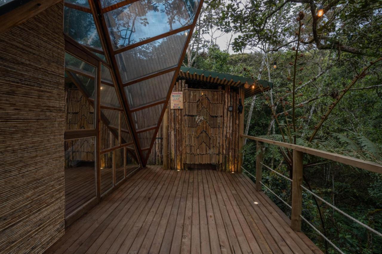 Отель Bubblesky Glamping Гуатапе Экстерьер фото